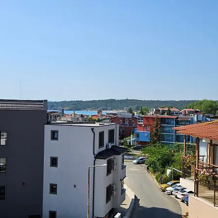 Cozy Sea View Apartman